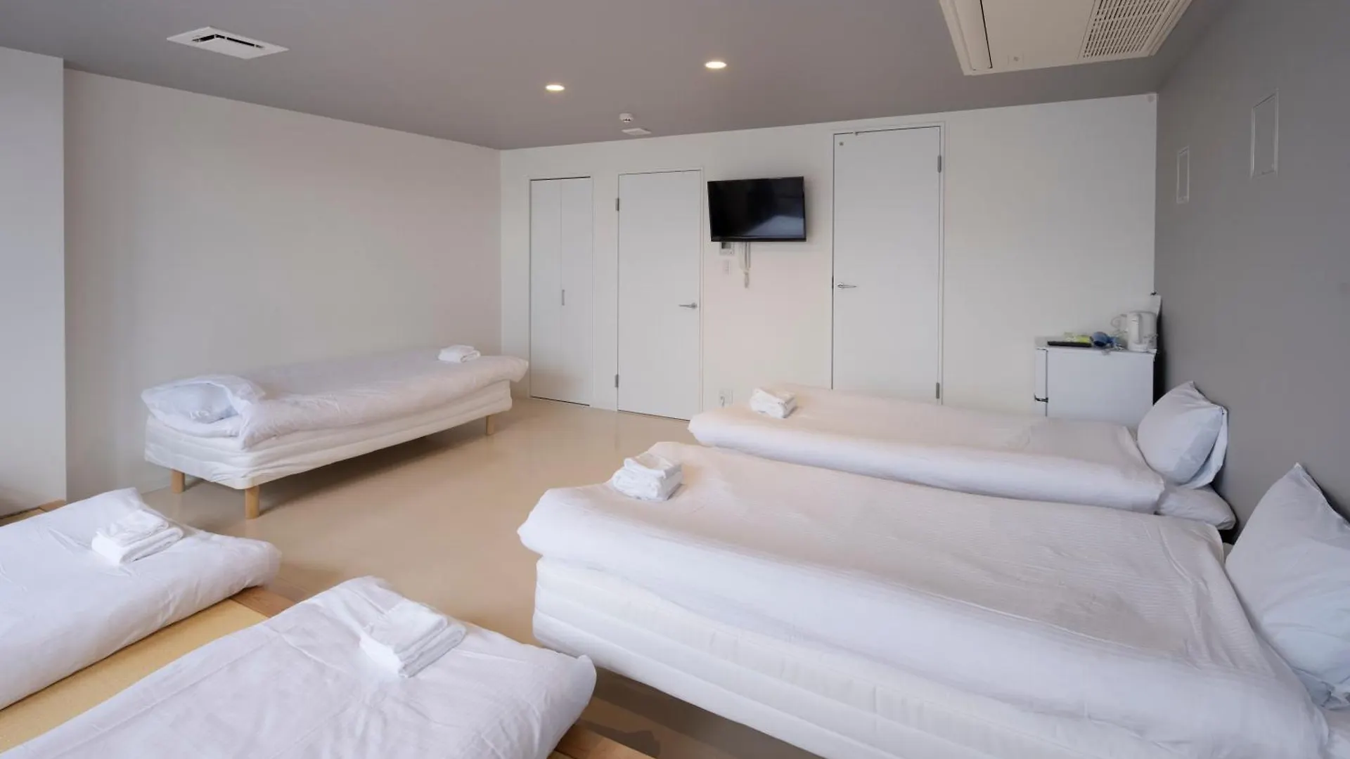 Iwatoyama Hostel Kioto 0*,